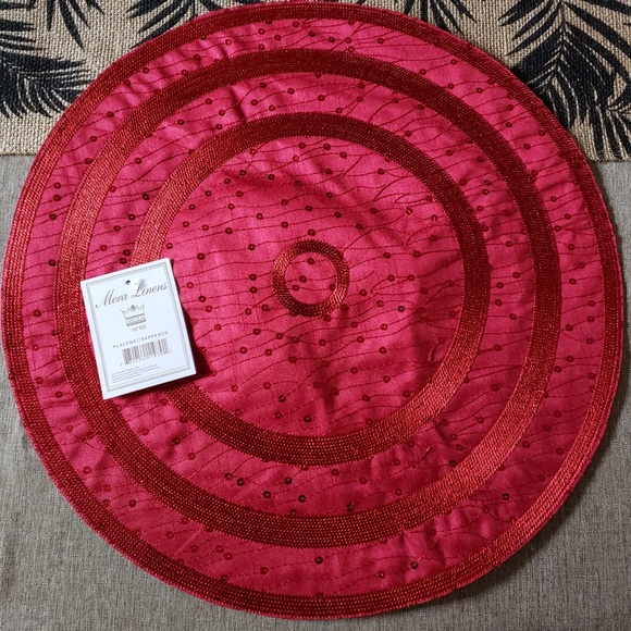 Mera Linens Christmas Red Placemats - Picture 2 of 5